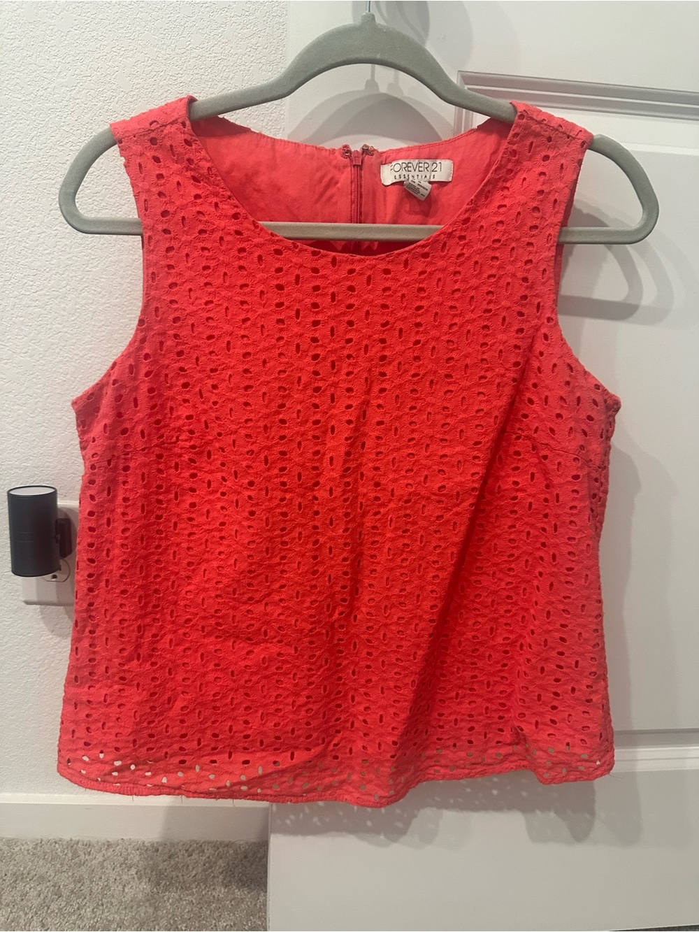 Forever 21 Coral Eyelet Sleeveless Tank Top
